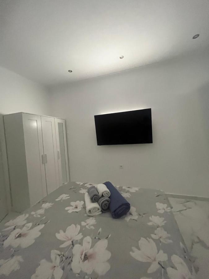 White Apartment アテネ エクステリア 写真