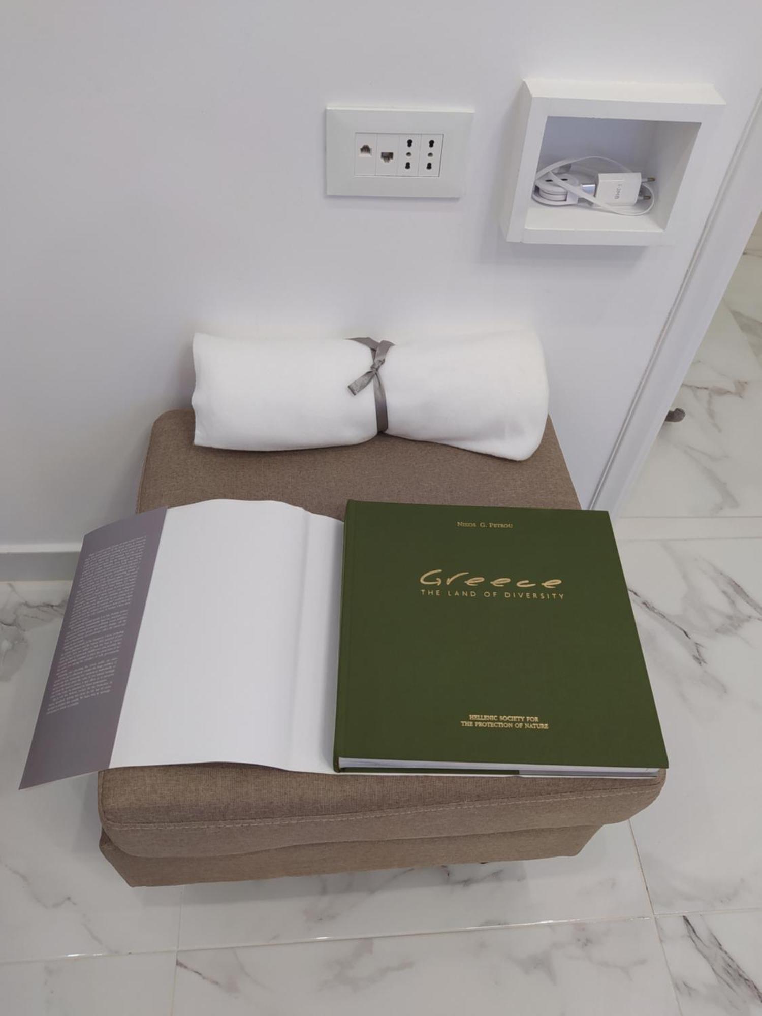 White Apartment アテネ エクステリア 写真